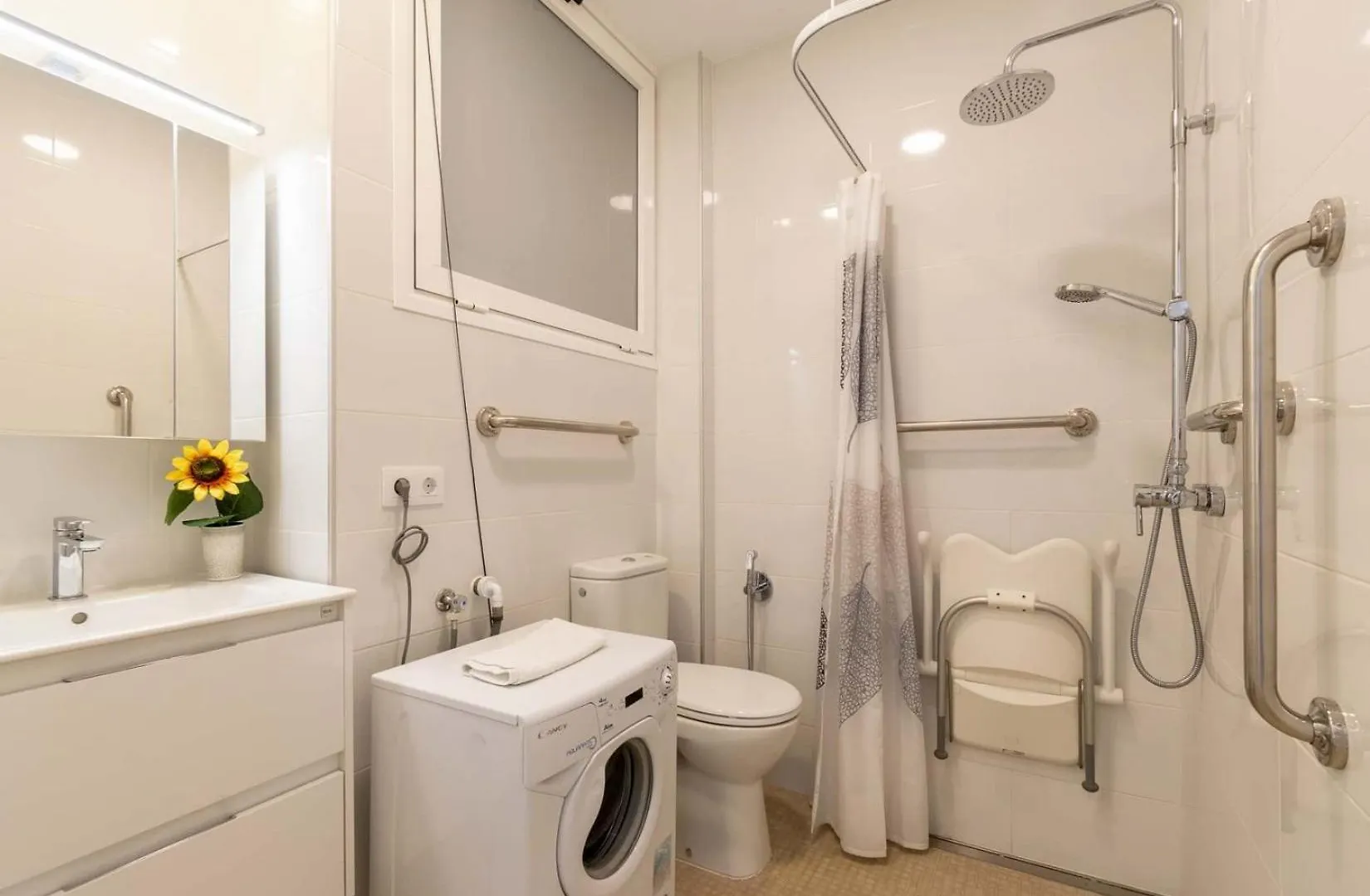 Sea Breeze Frontline Apartment Los Cristianos 0*,  Spanyolország