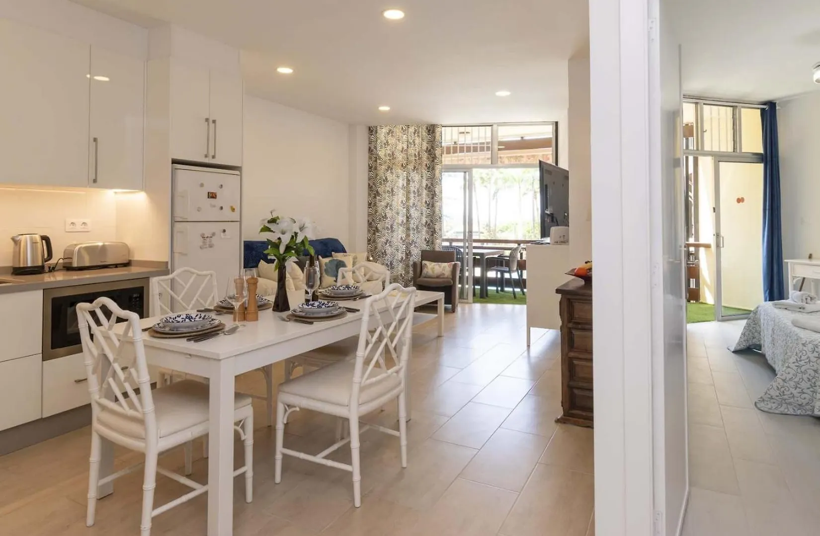Sea Breeze Frontline Apartment Los Cristianos
