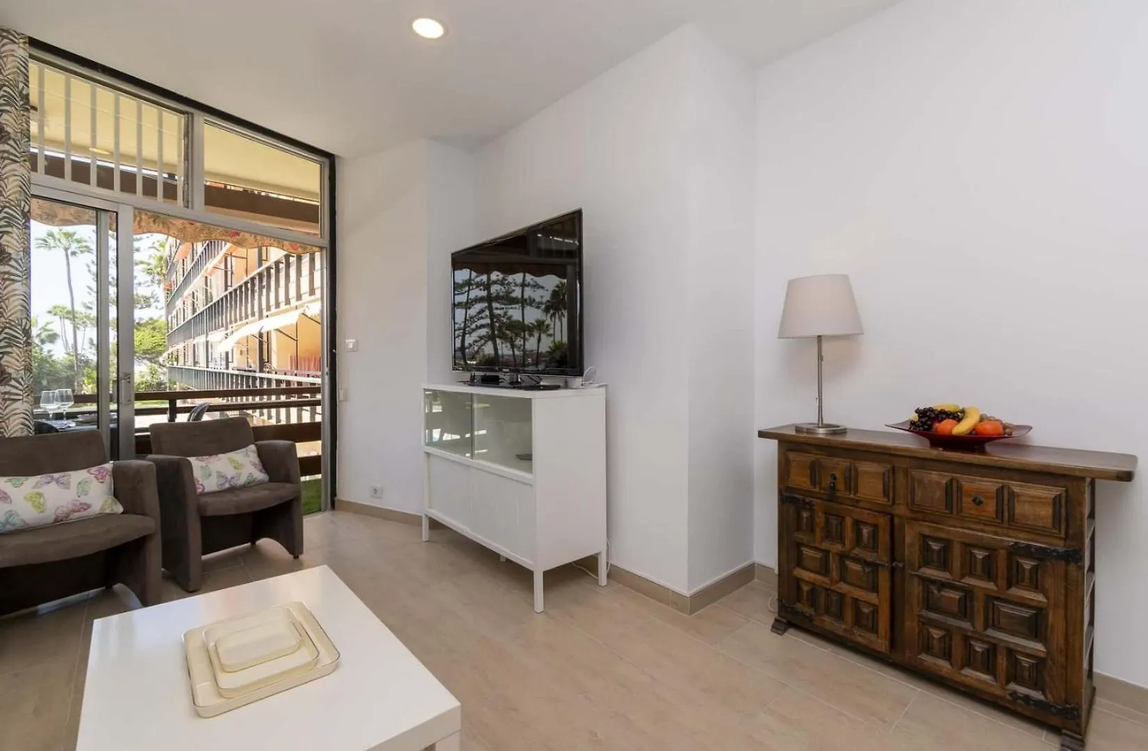 Sea Breeze Frontline Apartment Los Cristianos 0*,