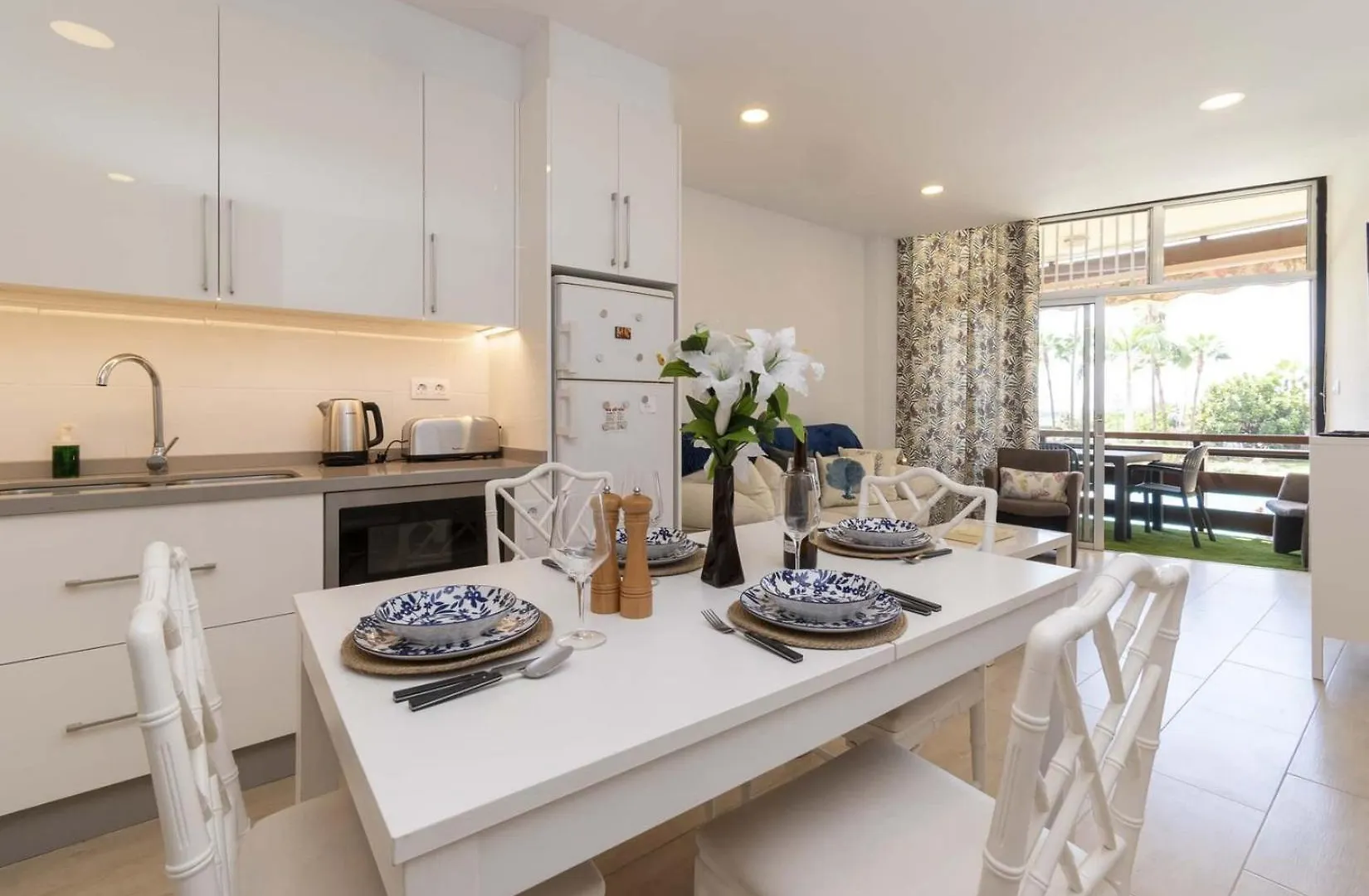 Sea Breeze Frontline Apartment Los Cristianos Spanyolország